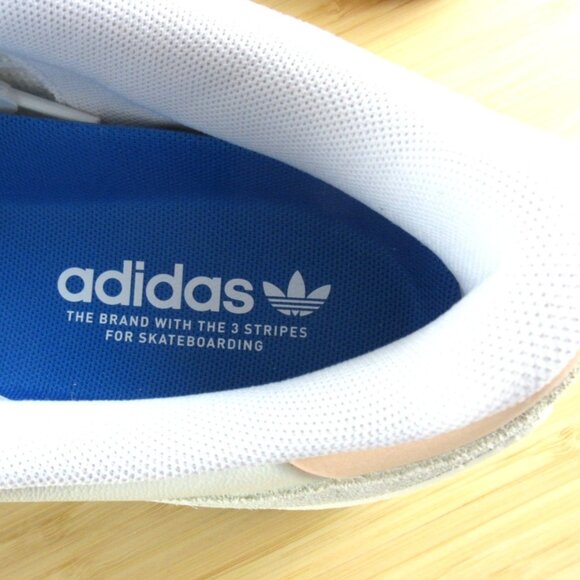 Adidas Men's Tyshawn II Shoes Wonder White Powder Coral Sizes NIB JQ1133 - Picture 6 of 7